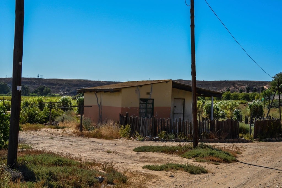 5 Bedroom Property for Sale in Vredendal Rural Western Cape